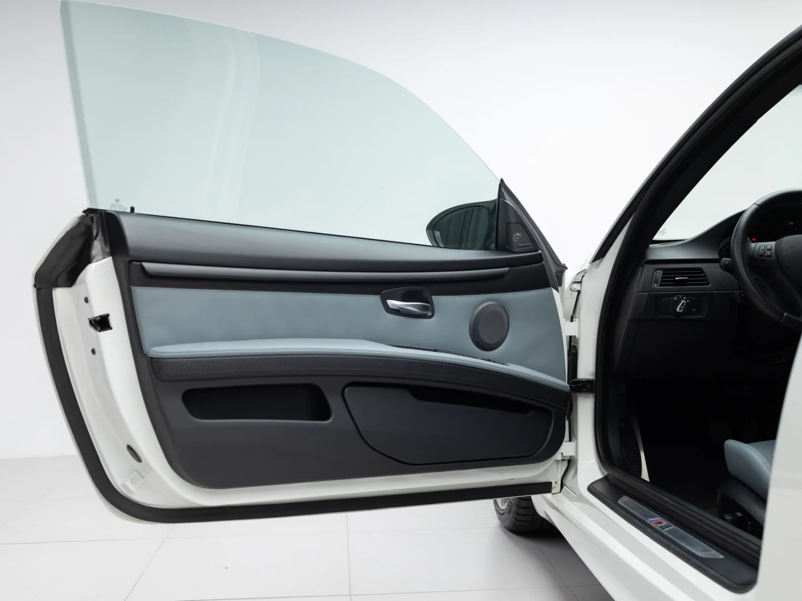 BMW M3 IV (E90), 2013 — экстерьер, фото 8