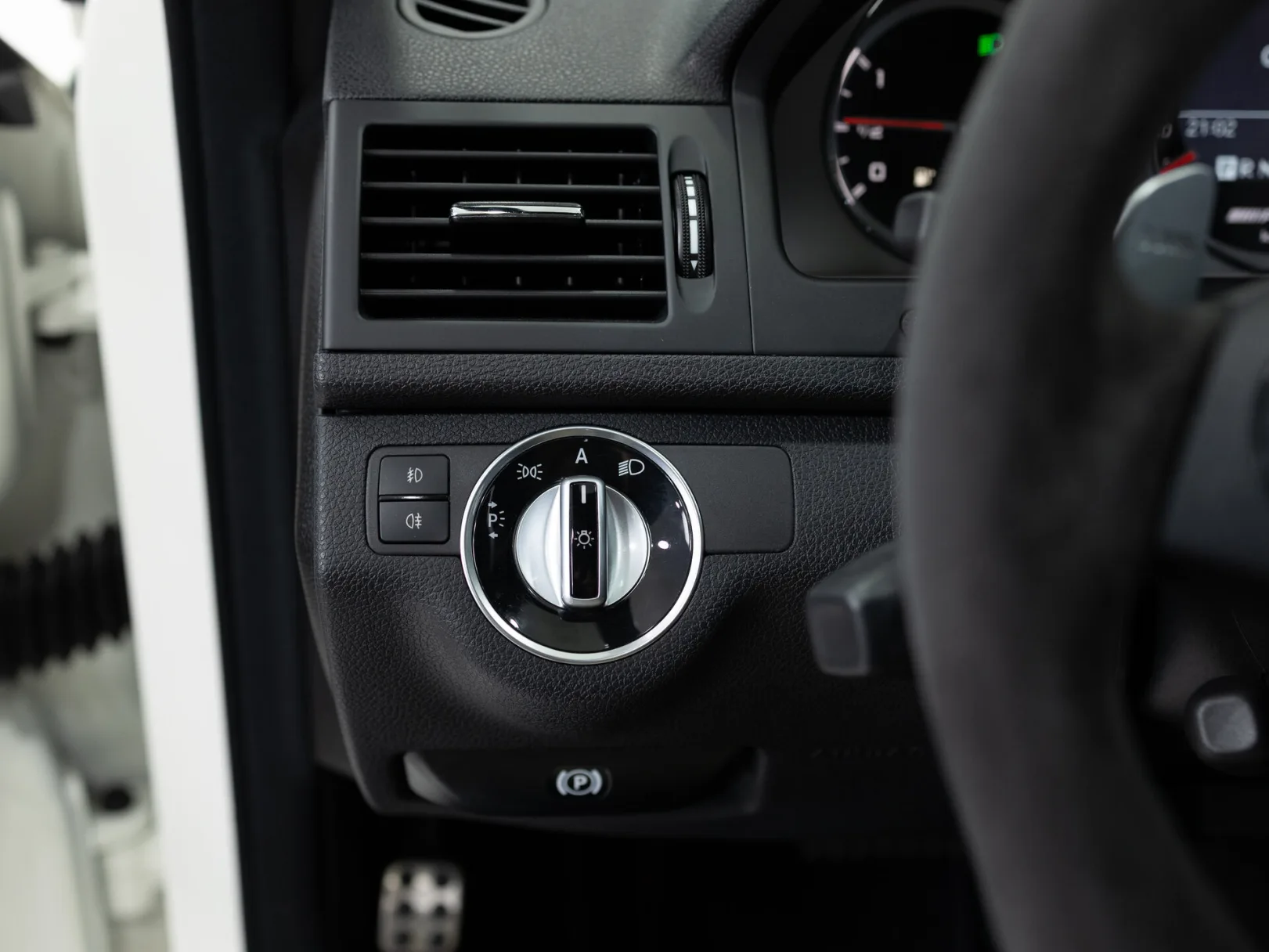 Mercedes-Benz C-Класс AMG III (W204), 2010 — экстерьер, фото 17