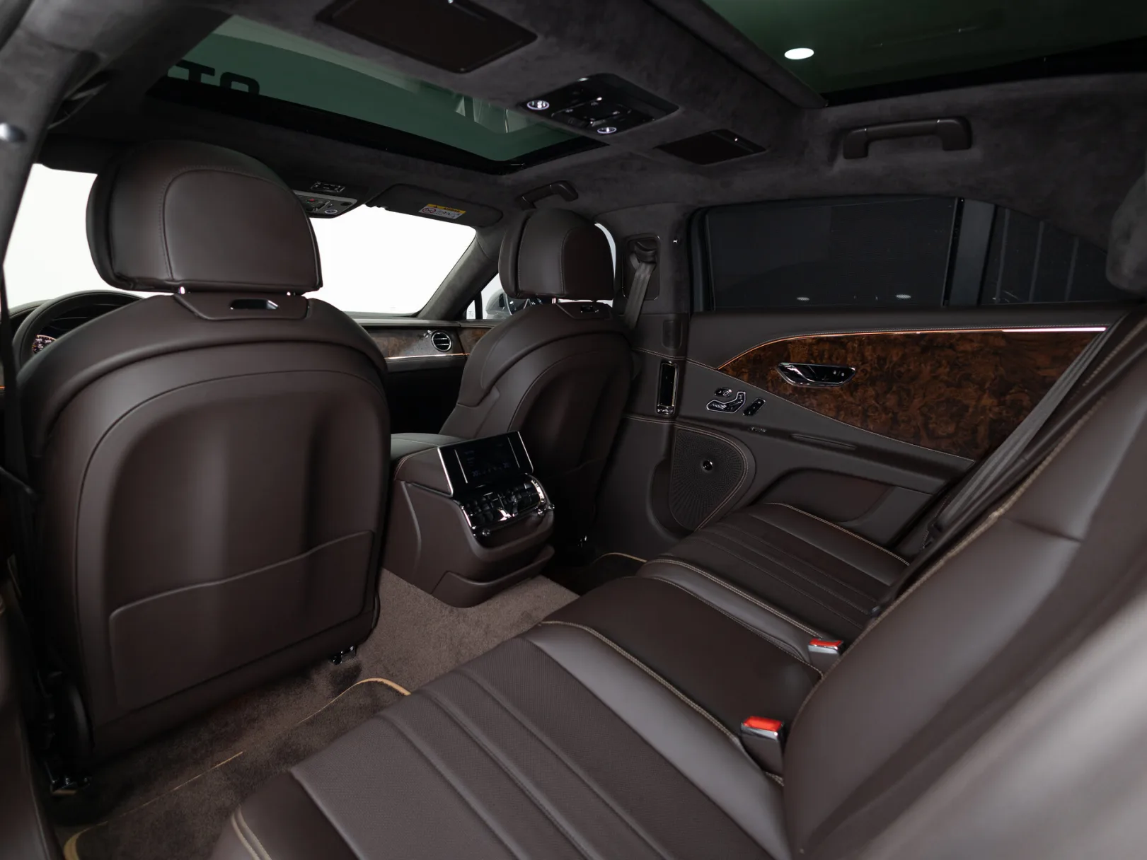 Bentley Flying Spur Individual III, 2022 — экстерьер, фото 28