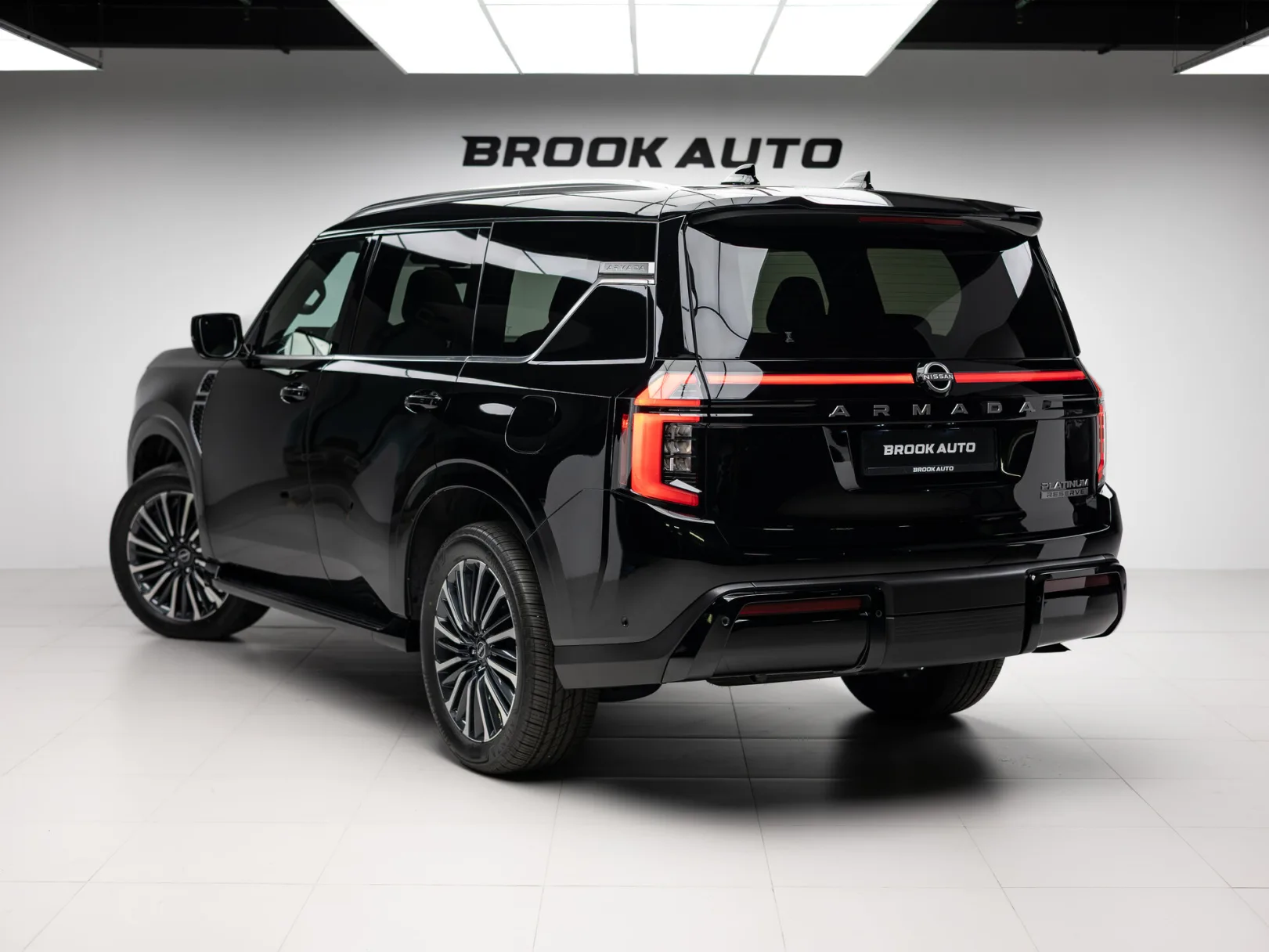 Nissan Armada Platinum Reserve III, 2025 — экстерьер, фото 6