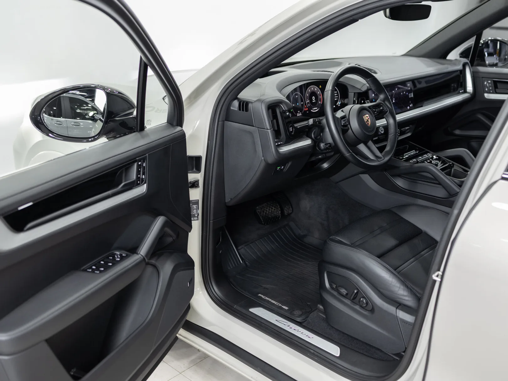 Porsche Cayenne Базовая III Рестайлинг, 2023 — экстерьер, фото 7