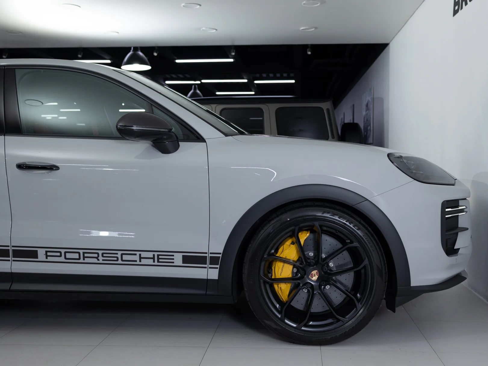 Porsche Cayenne Turbo GT III Рестайлинг, 2025 — экстерьер, фото 36