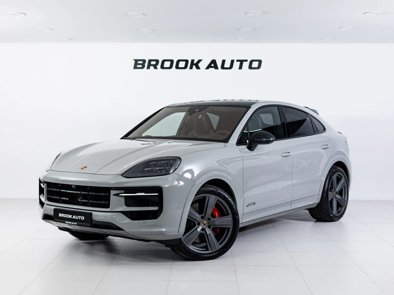 Porsche Cayenne GTS Coupé III Рестайлинг, 2025 — экстерьер, фото 1