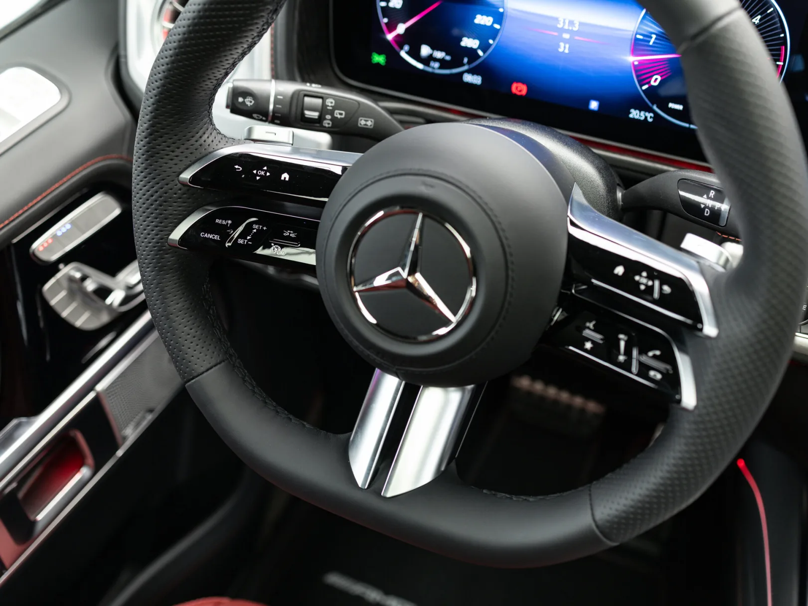 Mercedes-Benz G-Класс G 450 d AMG Line III (W465) Рестайлинг, 2026 — экстерьер, фото 15