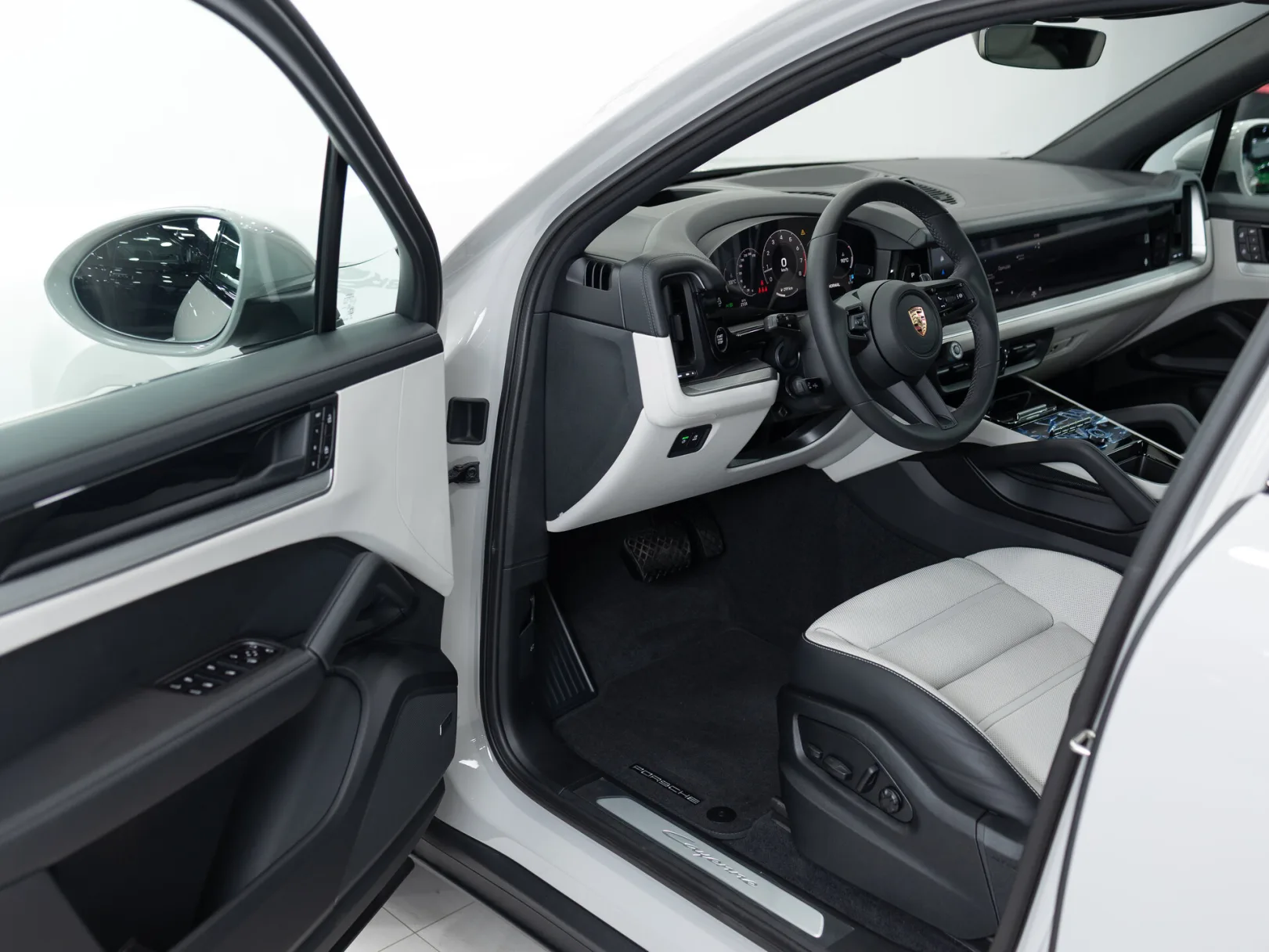 Porsche Cayenne Базовая III Рестайлинг, 2025 — экстерьер, фото 7