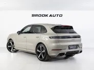 Porsche Cayenne Базовая III Рестайлинг, 2023 — экстерьер, фото 4