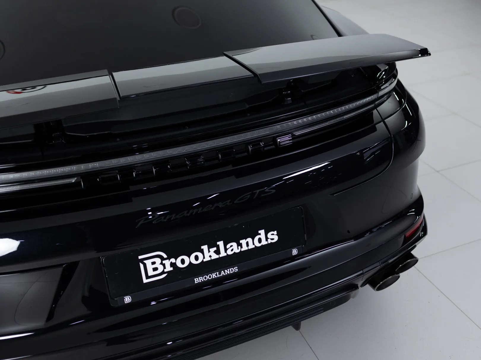 Porsche Panamera GTS III, 2024 — экстерьер, фото 32