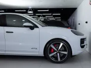 Porsche Cayenne GTS Coupé III Рестайлинг, 2024 — экстерьер, фото 37