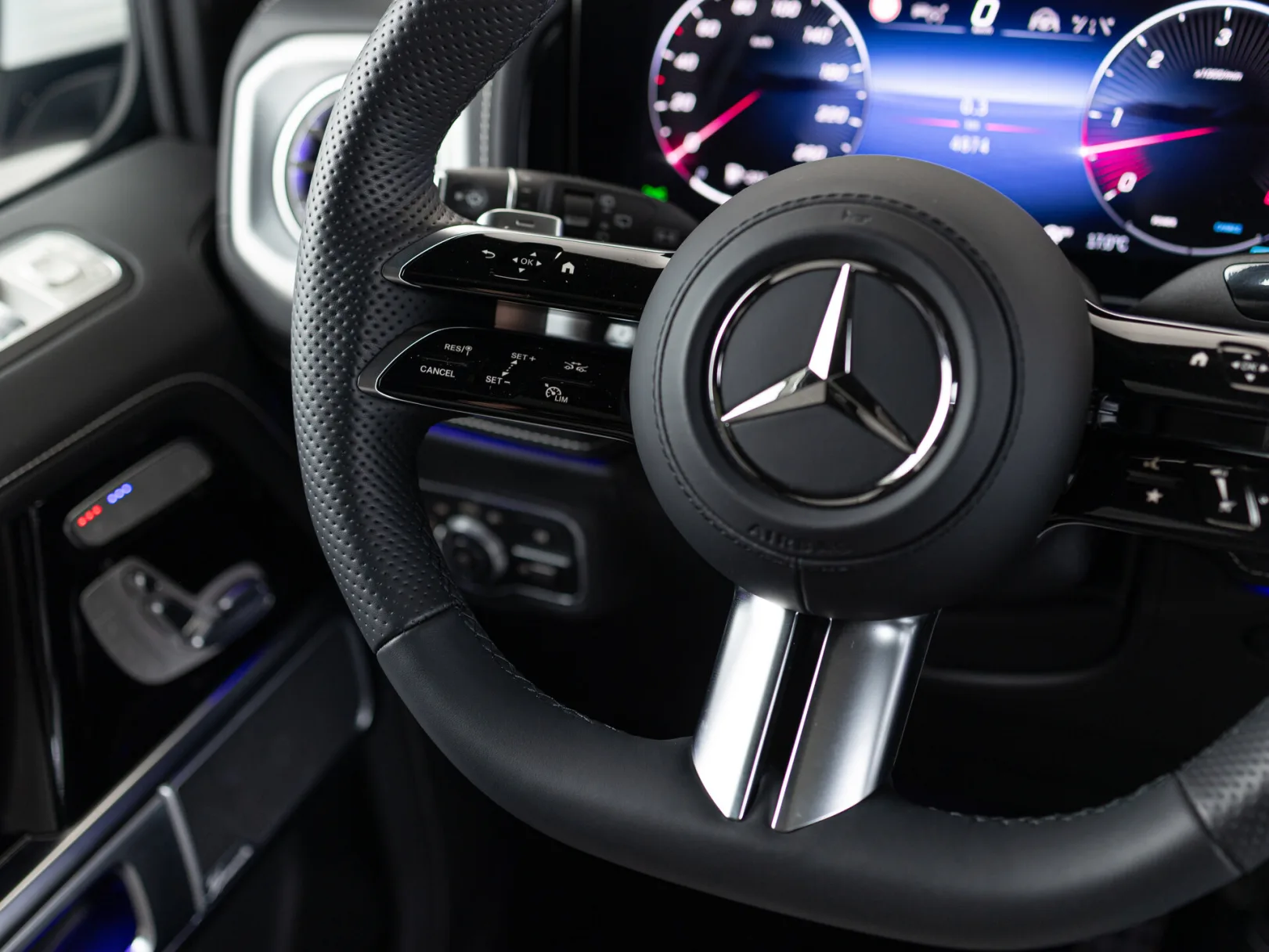 Mercedes-Benz G-Класс G 450 d AMG Line III (W465) Рестайлинг, 2024 — экстерьер, фото 15