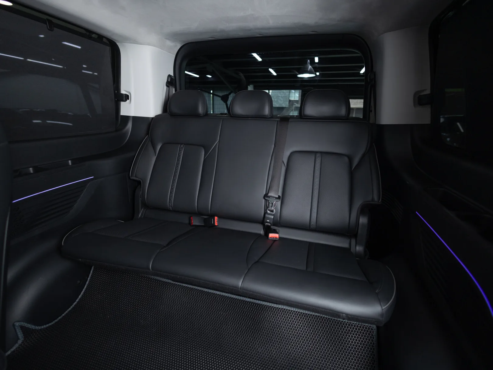 Hyundai Staria I, 2023 — экстерьер, фото 31