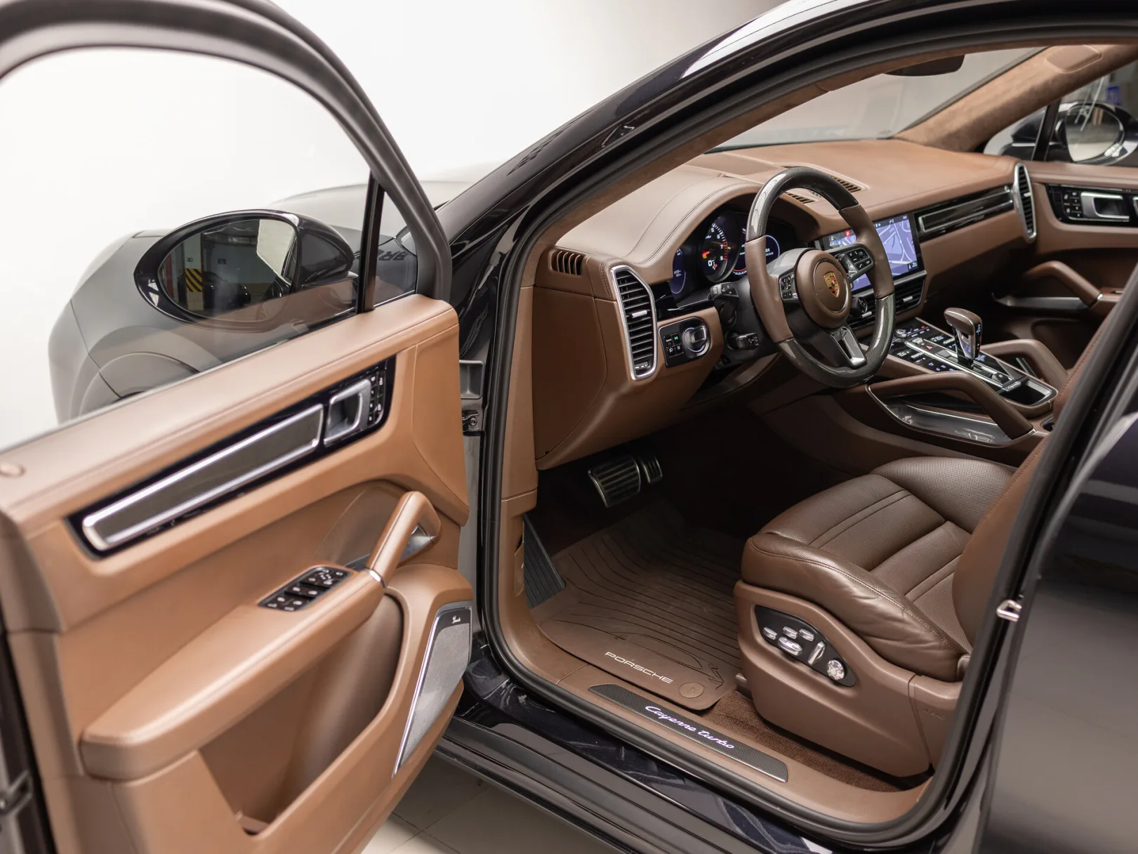 Porsche Cayenne Turbo Coupé III, 2019 — экстерьер, фото 7