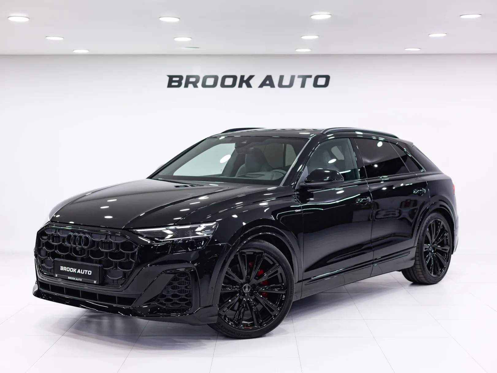 Audi Q8 55 TFSI I (4M) Рестайлинг, 2025 — экстерьер, фото 1