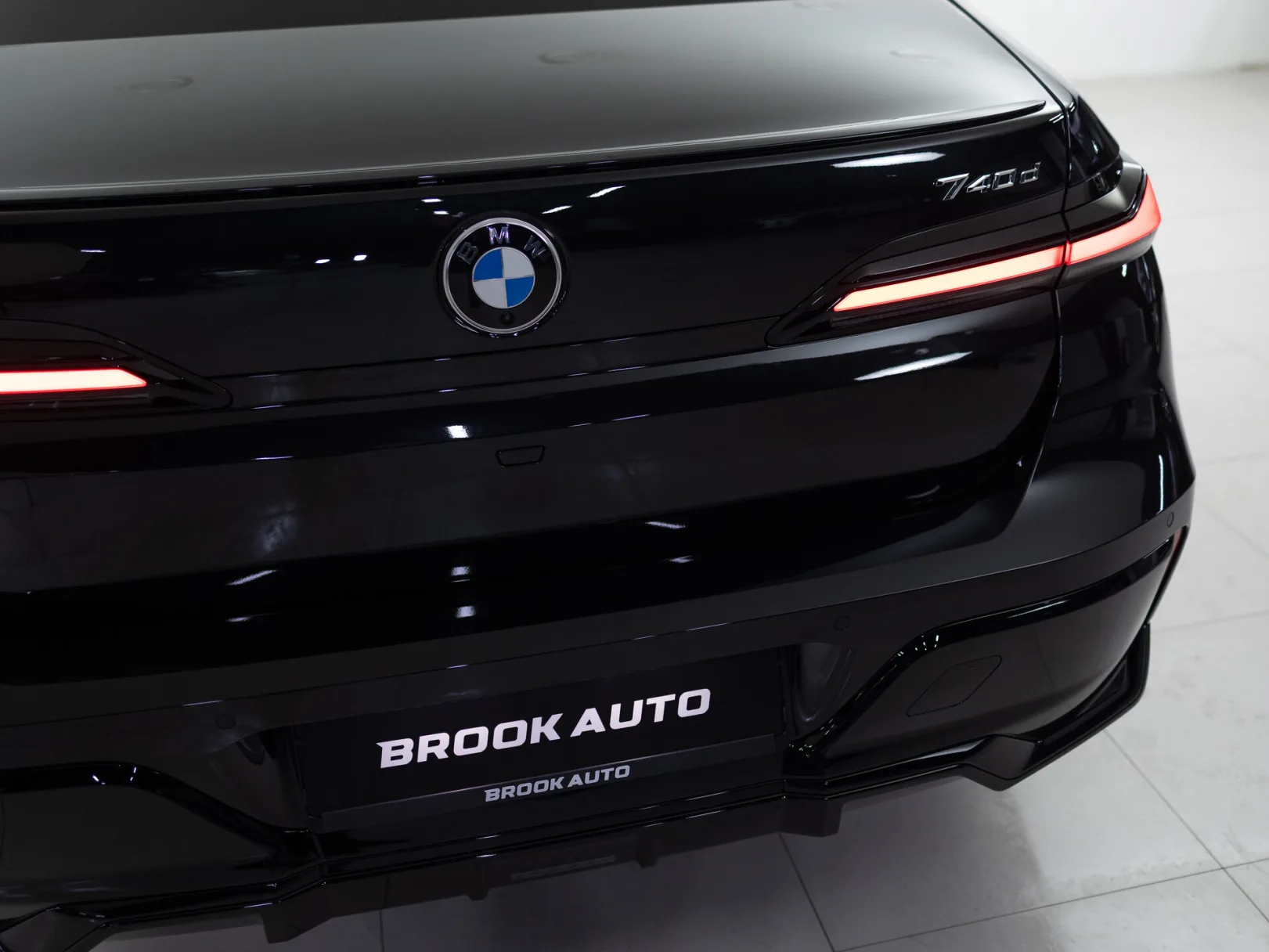 BMW 7 серии 740d xDrive M Sport Pro VII (G70), 2025 — экстерьер, фото 37