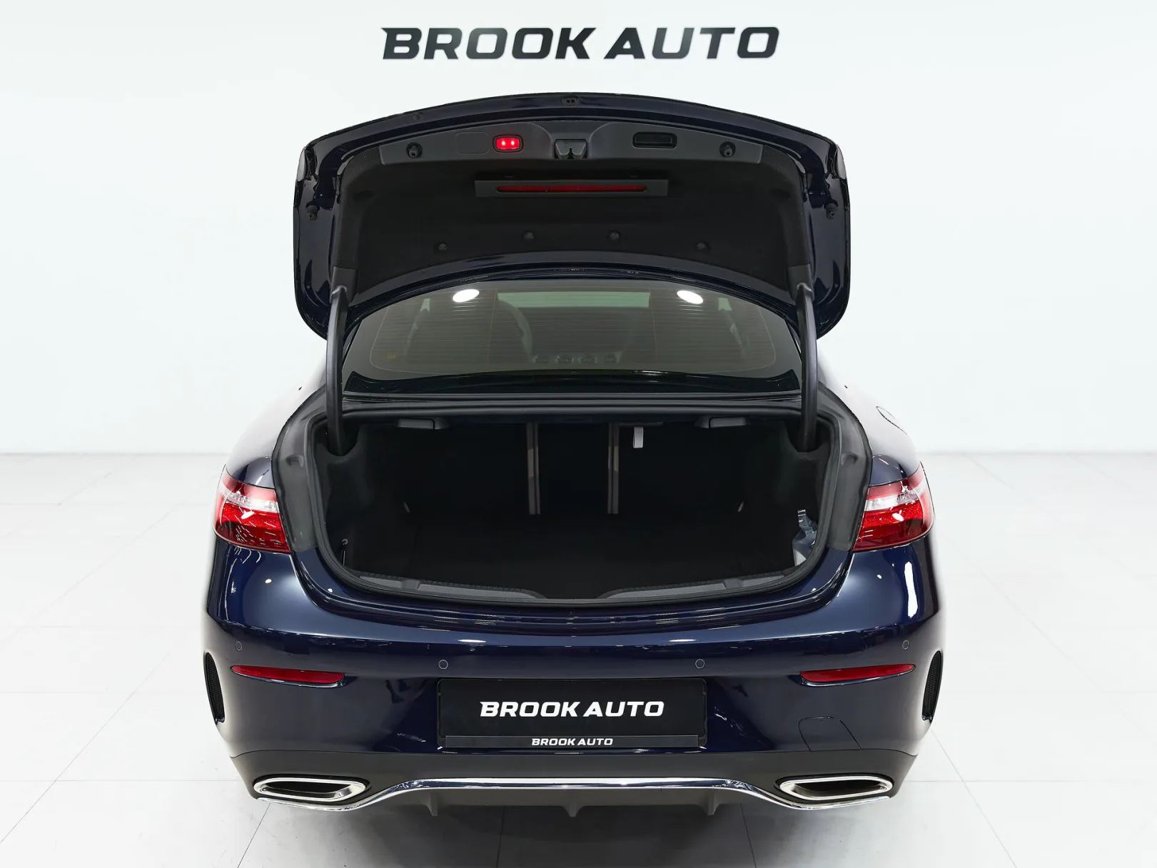 Mercedes-Benz E-Класс E 200 4MATIC Sport V (W213, S213, C238), 2019 — экстерьер, фото 29