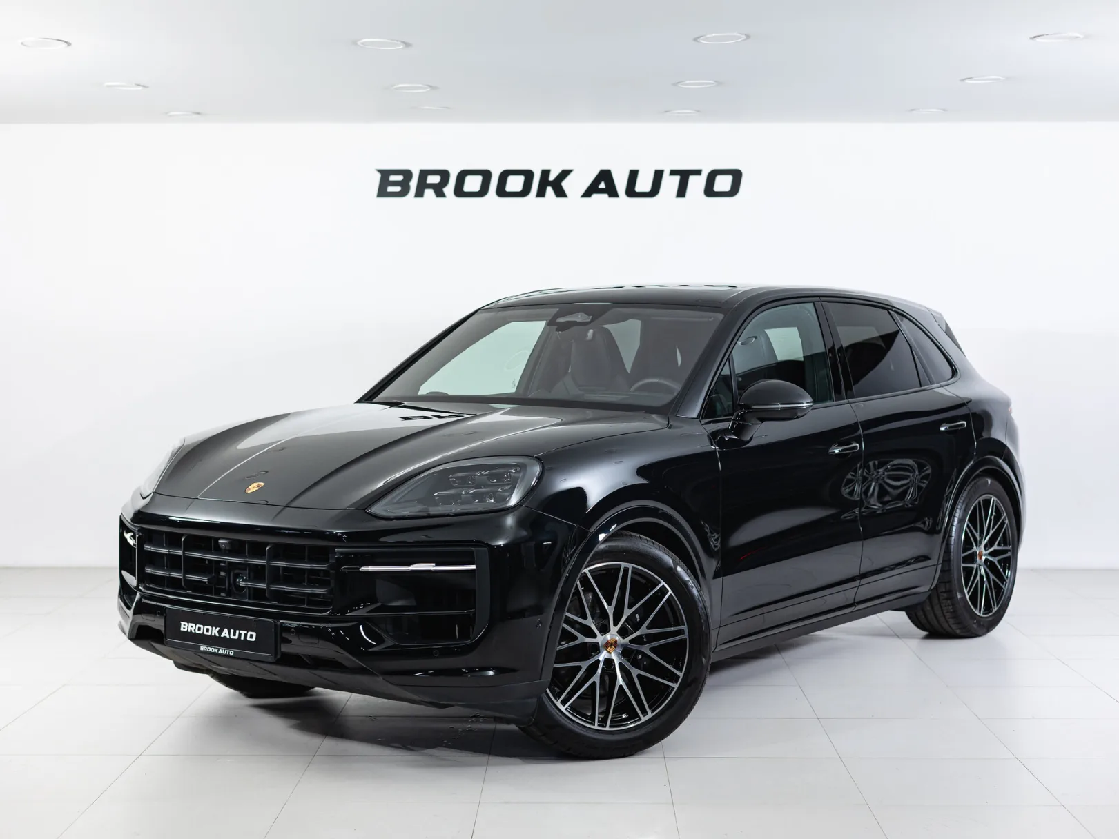 Porsche Cayenne Базовая III Рестайлинг, 2026 — экстерьер, фото 1