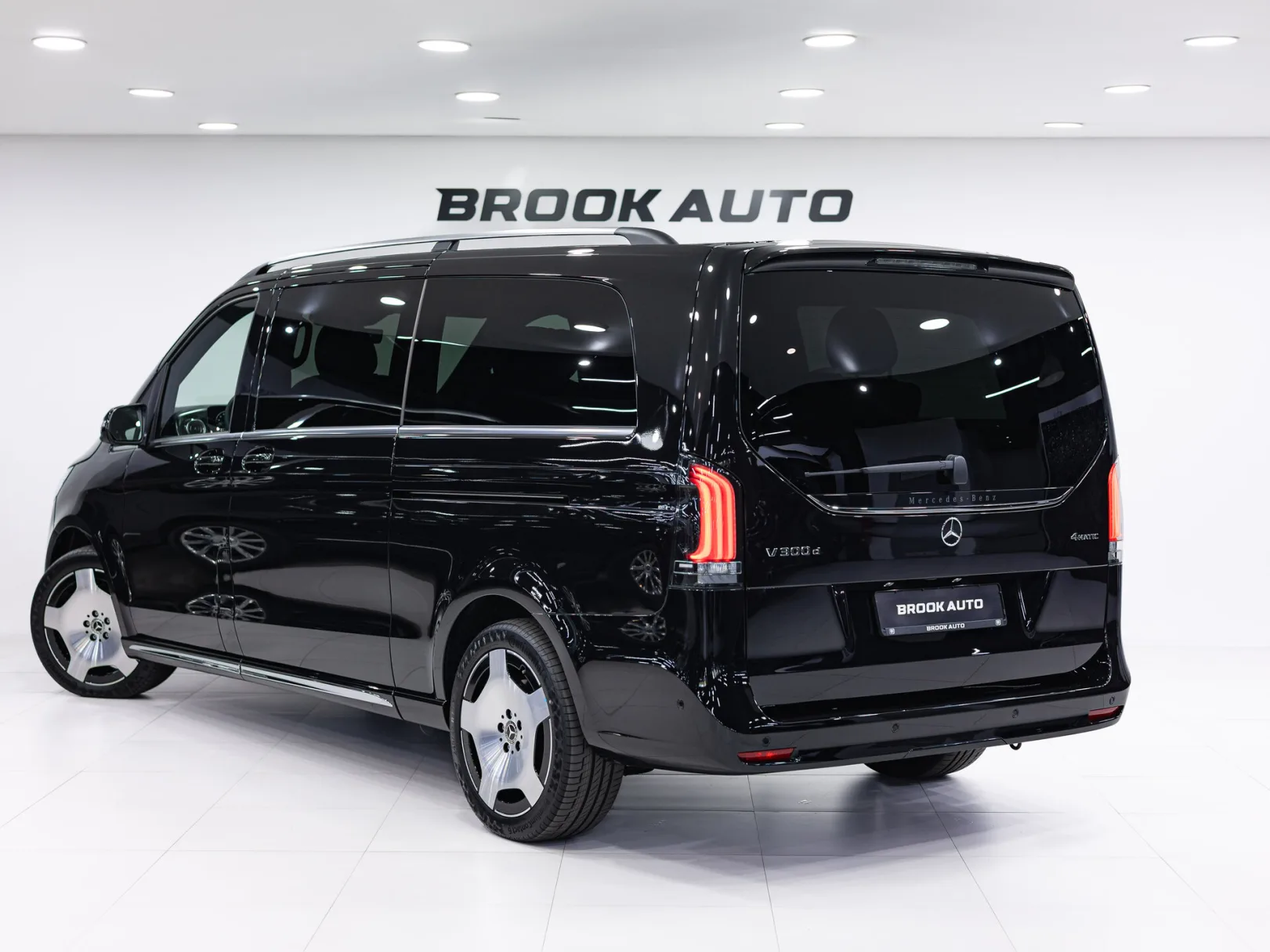 Mercedes-Benz V-Класс Avantgarde III (W447) Рестайлинг 2, 2025 — экстерьер, фото 5