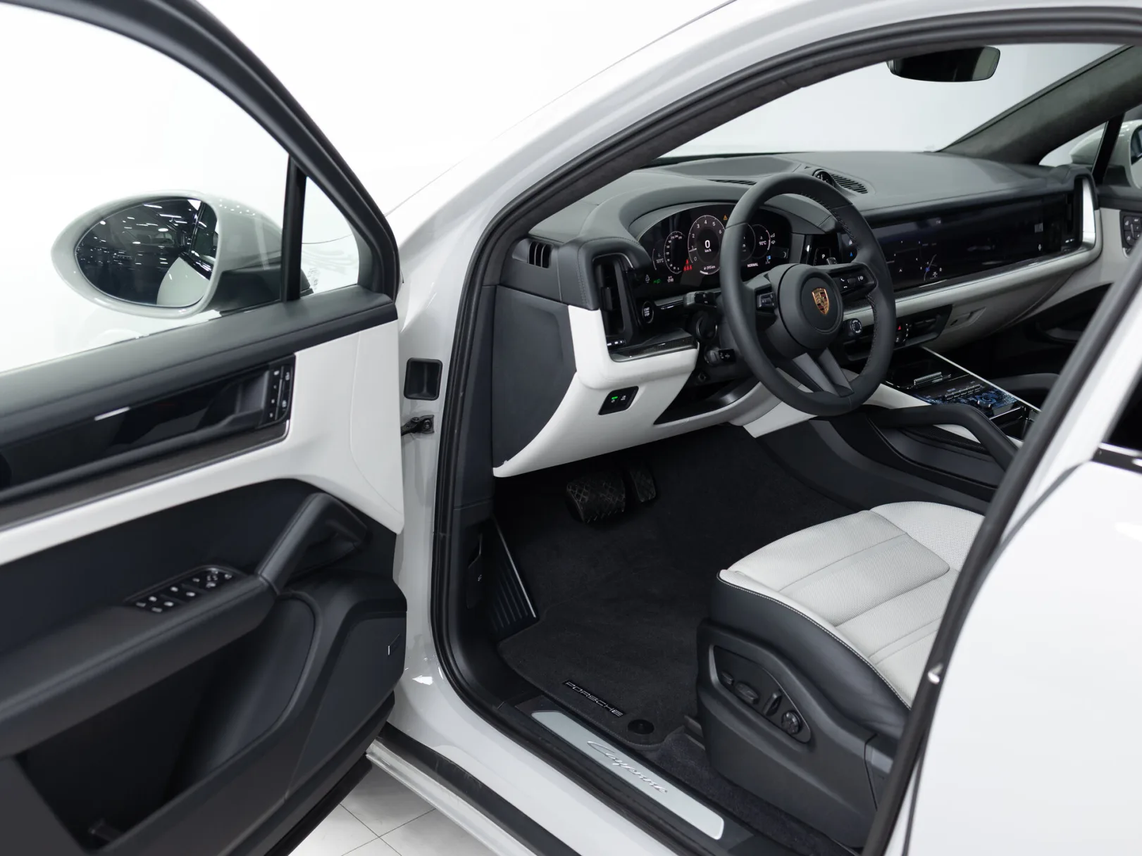 Porsche Cayenne Coupé III Рестайлинг, 2025 — экстерьер, фото 7