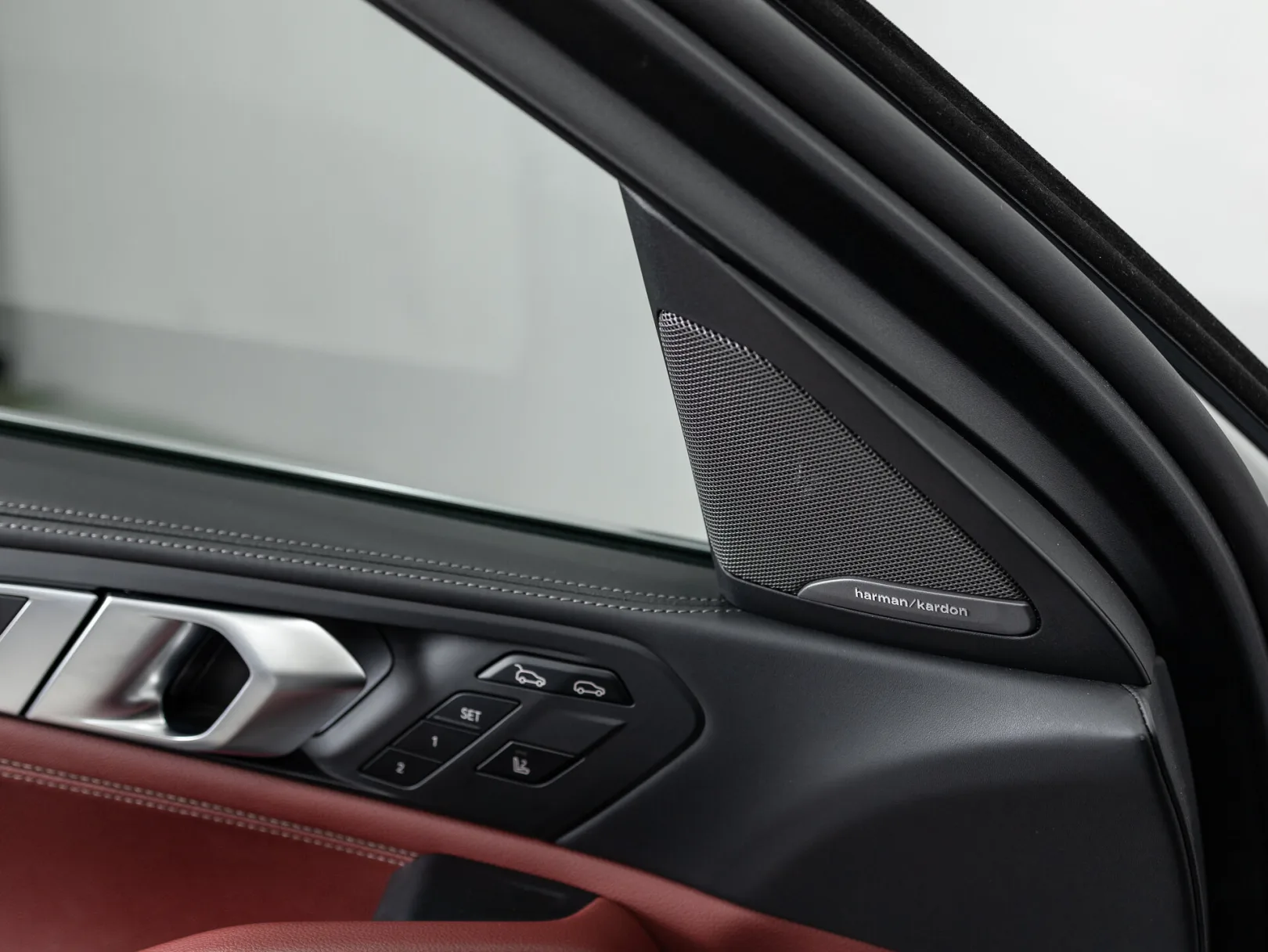 BMW X6 xDrive40i M Sport Pro III (G06), 2020 — экстерьер, фото 9