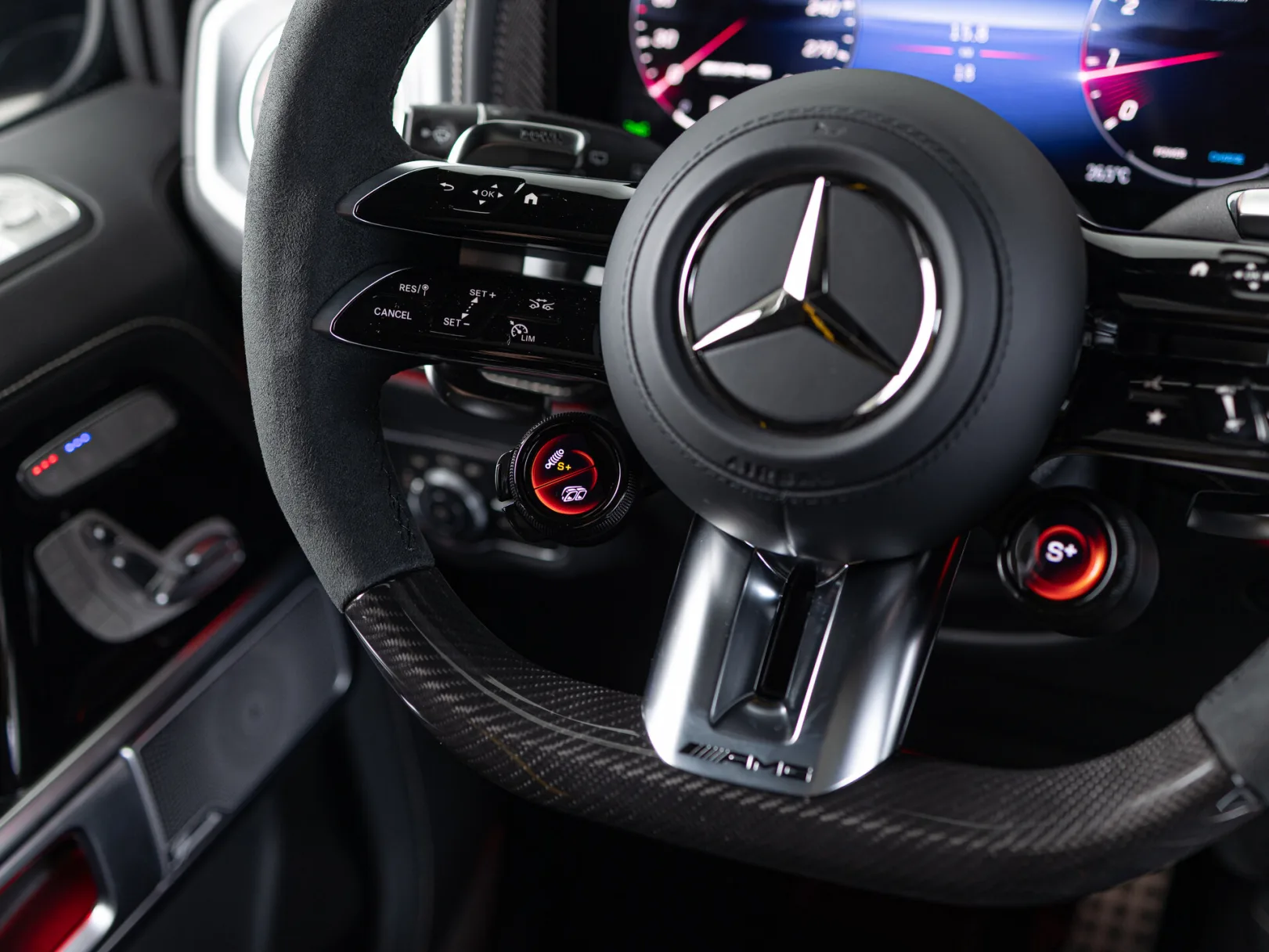 Mercedes-Benz G-Класс AMG G 63 II (W465) Рестайлинг, 2026 — экстерьер, фото 15