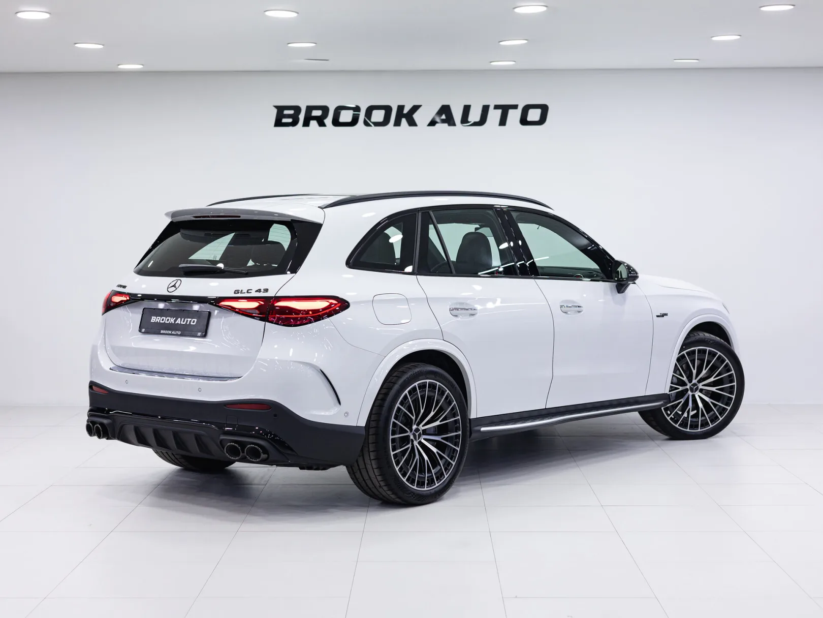 Mercedes-Benz GLC AMG GLC 43 4MATIC II (X254), 2024 — экстерьер, фото 4
