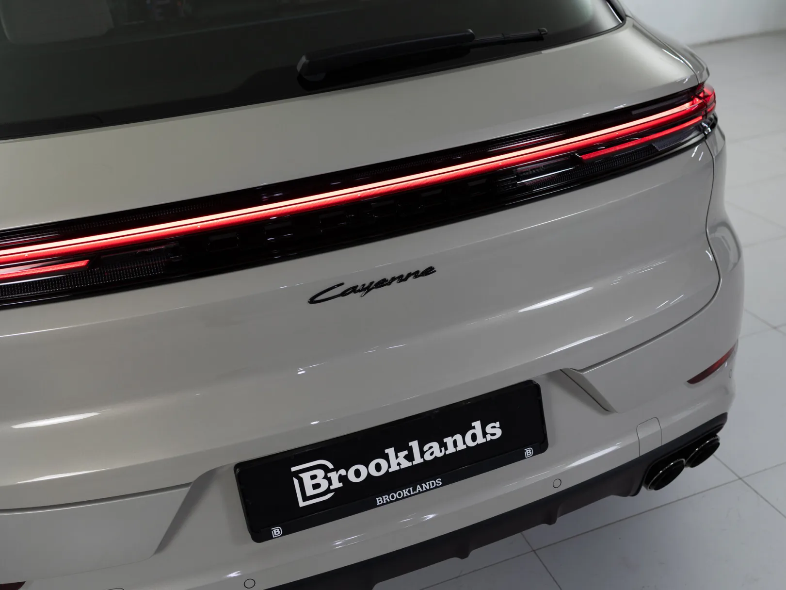Porsche Cayenne Базовая III Рестайлинг, 2025 — экстерьер, фото 27