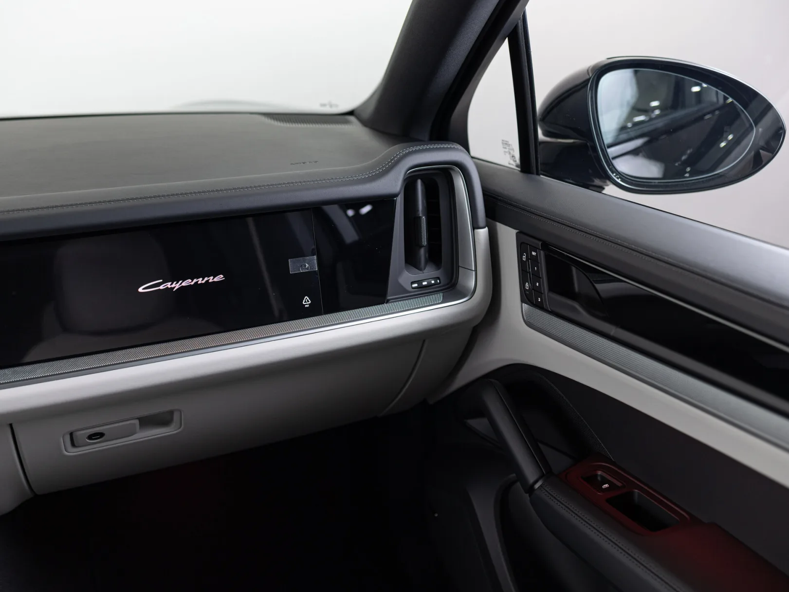 Porsche Cayenne Coupé III Рестайлинг, 2025 — экстерьер, фото 20