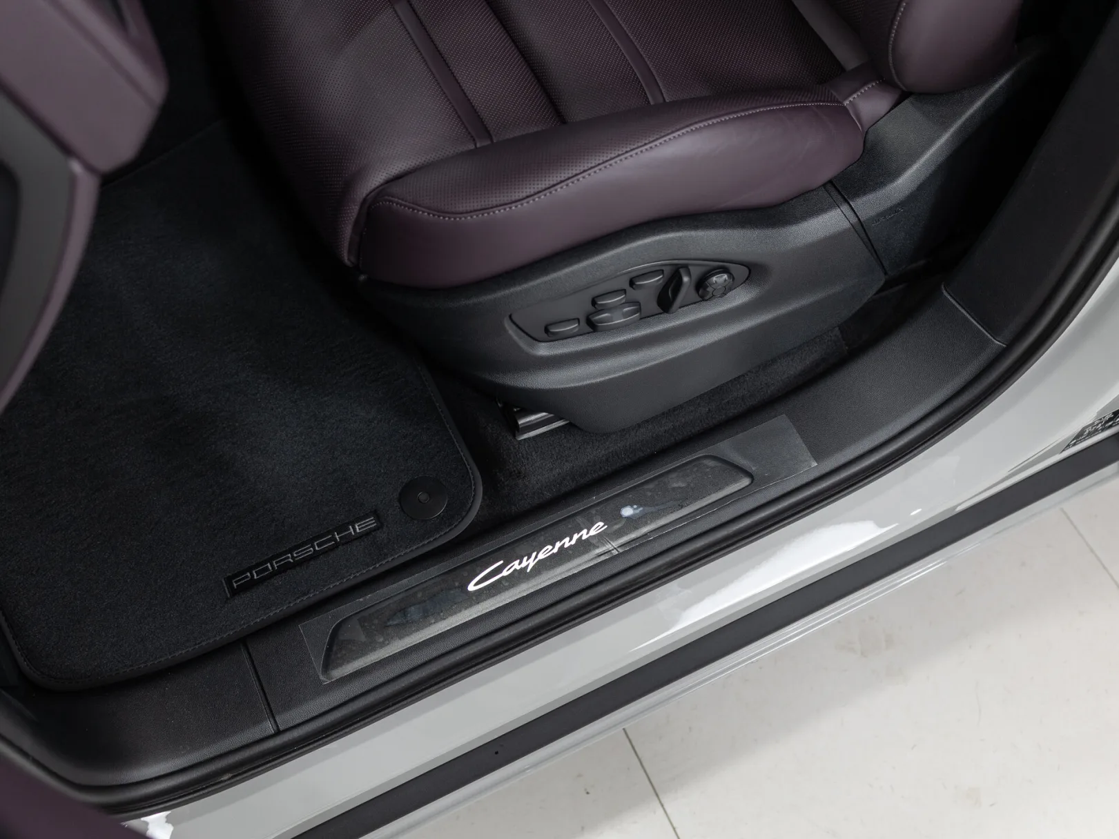 Porsche Cayenne Coupé III Рестайлинг, 2026 — экстерьер, фото 12