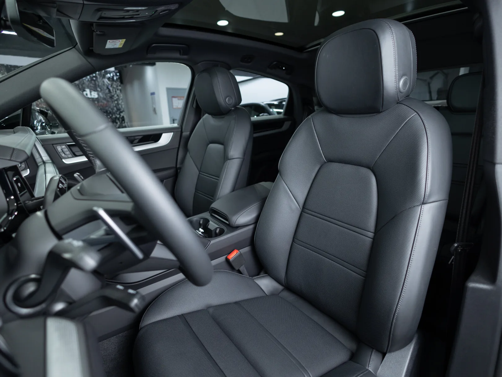 Porsche Cayenne Coupé III Рестайлинг, 2024 — экстерьер, фото 11
