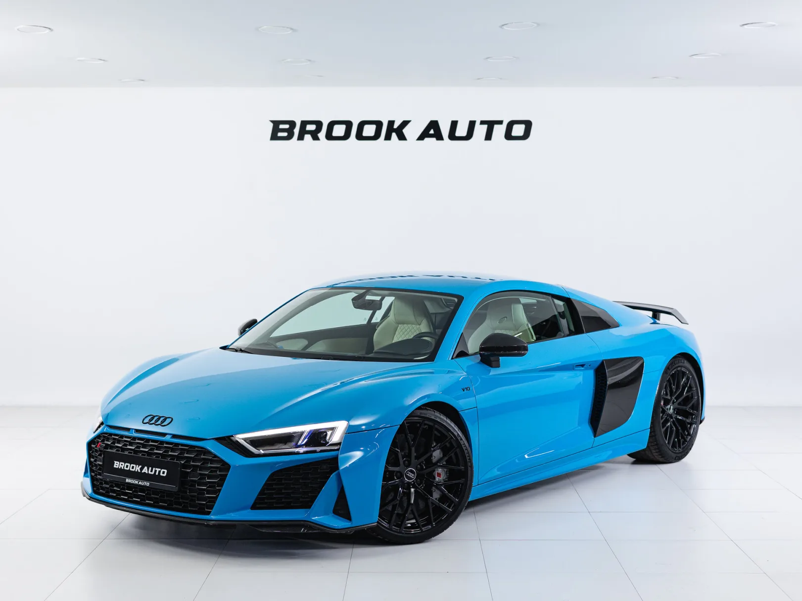 Audi R8 V10 plus II (4S), 2016 — экстерьер, фото 1