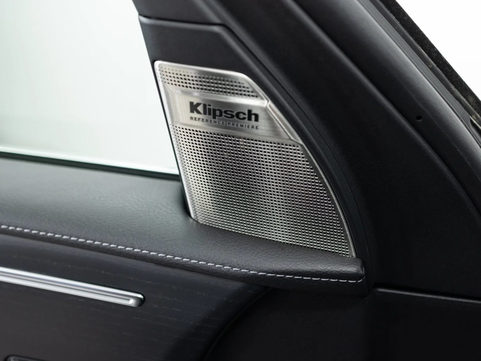 Infiniti QX80 Sensory II, 2026 — экстерьер, фото 9