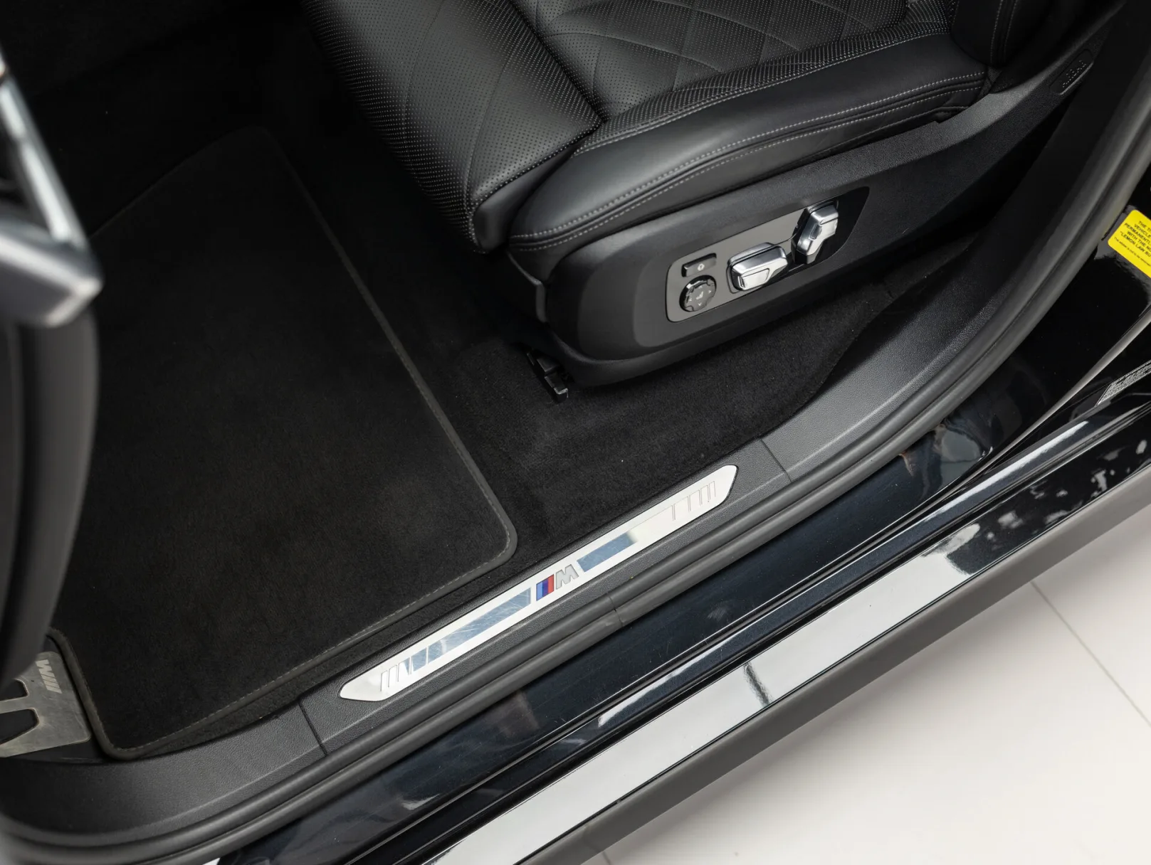 BMW X7 xDrive40i M Sport I (G07) Рестайлинг, 2022 — экстерьер, фото 12