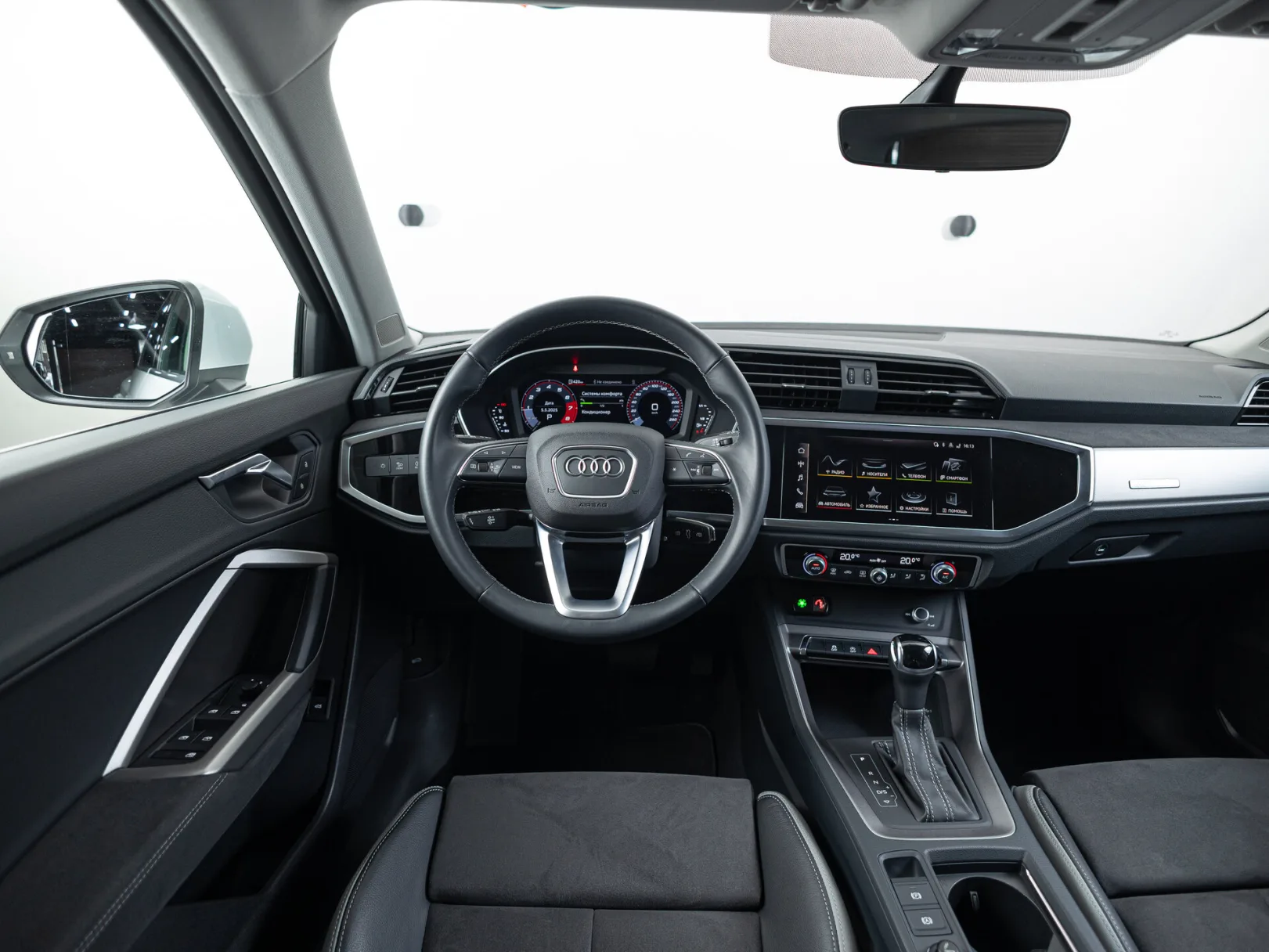Audi Q3 35 TFSI Aggressive dynamic II (F3), 2023 — экстерьер, фото 12