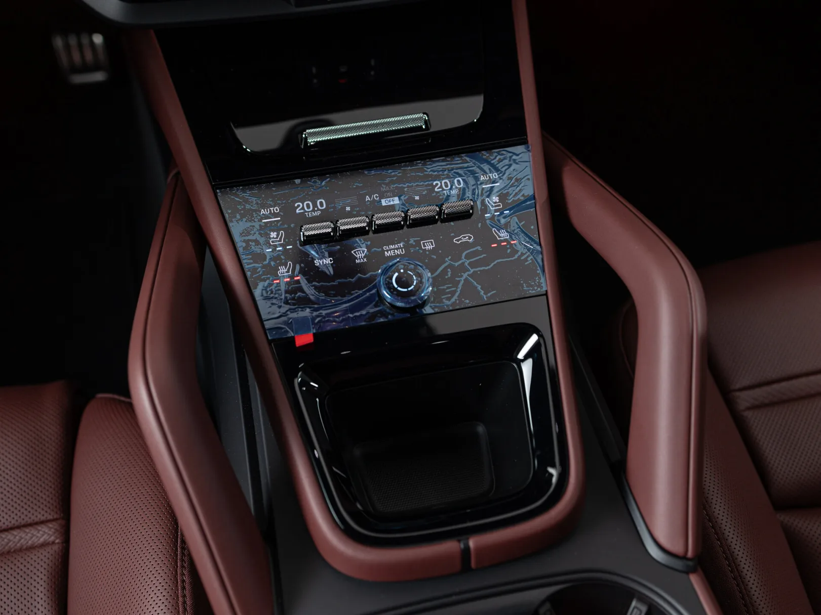 Porsche Cayenne GTS Coupé III Рестайлинг, 2024 — экстерьер, фото 26
