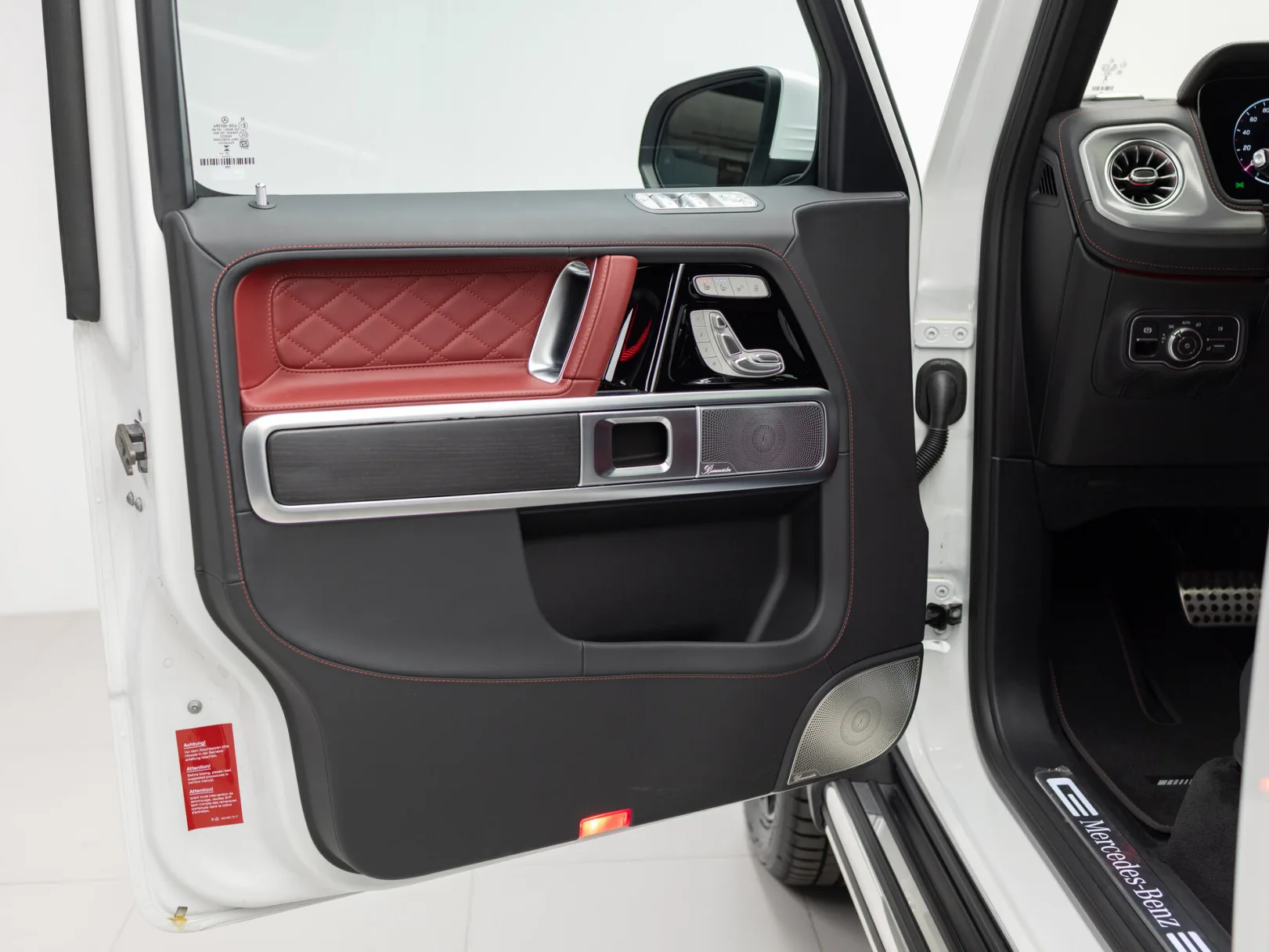 Mercedes-Benz G-Класс G 450 d AMG Line III (W465) Рестайлинг, 2026 — экстерьер, фото 8