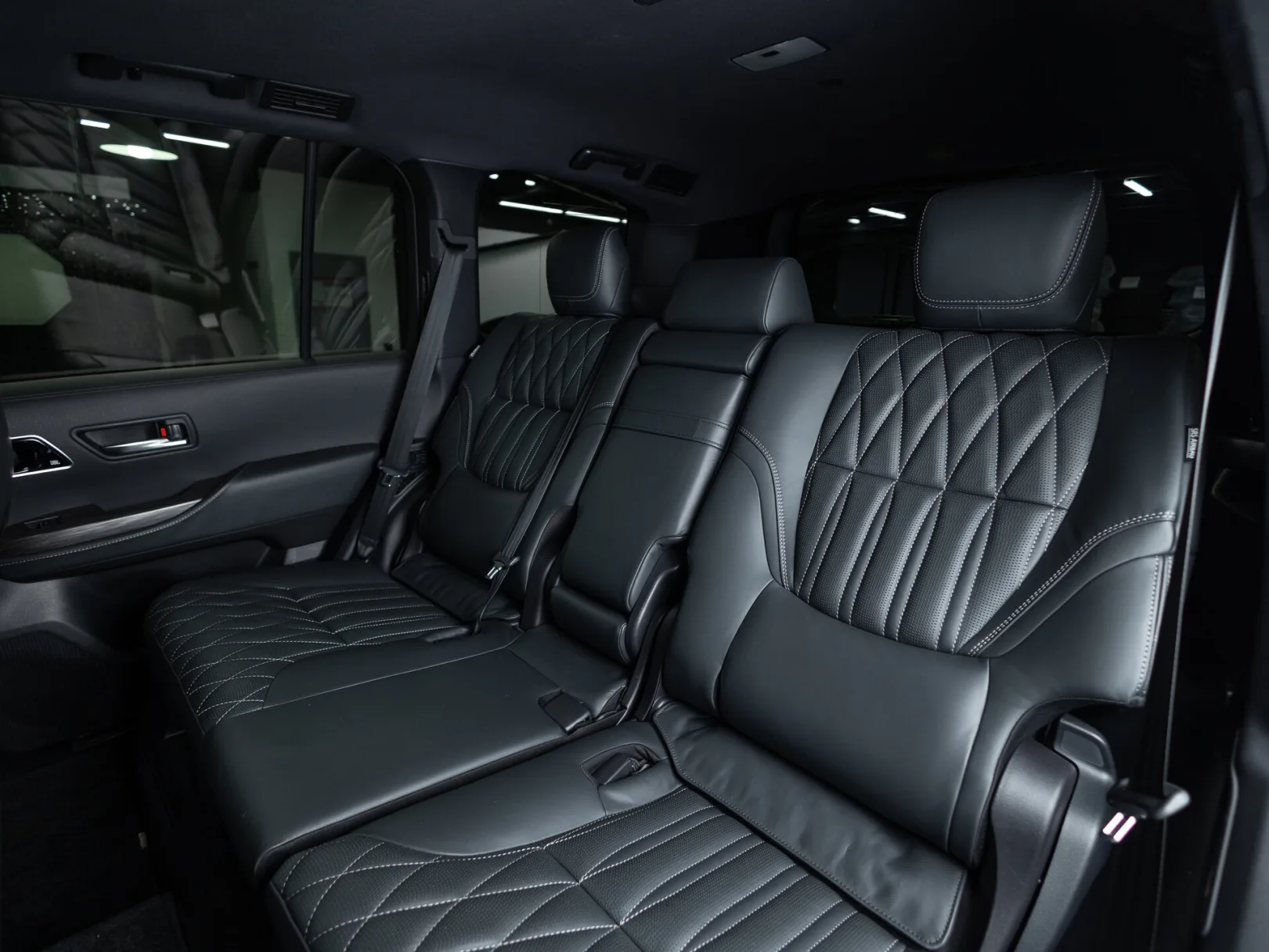 Toyota Land Cruiser 70th Anniversary 300 Series, 2021 — экстерьер, фото 30