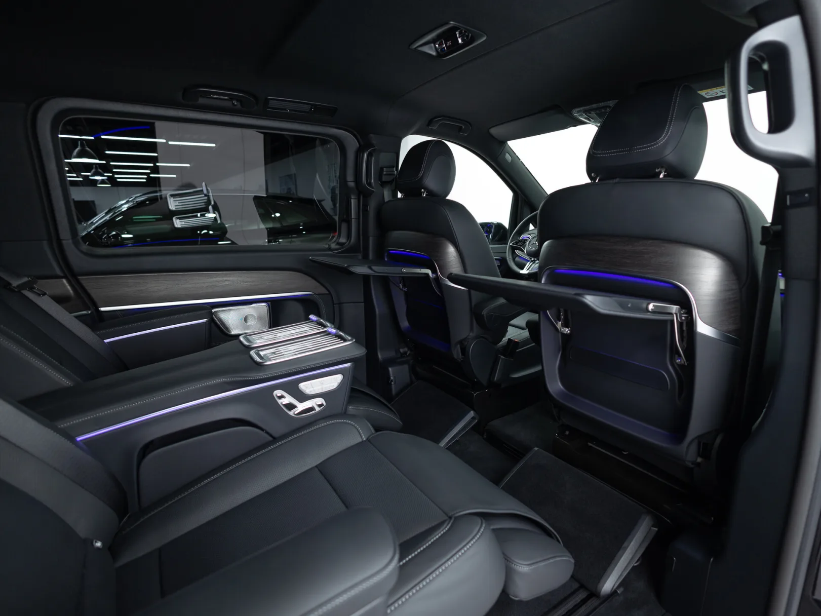 Mercedes-Benz V-Класс Avantgarde III (W447) Рестайлинг 2, 2025 — экстерьер, фото 28