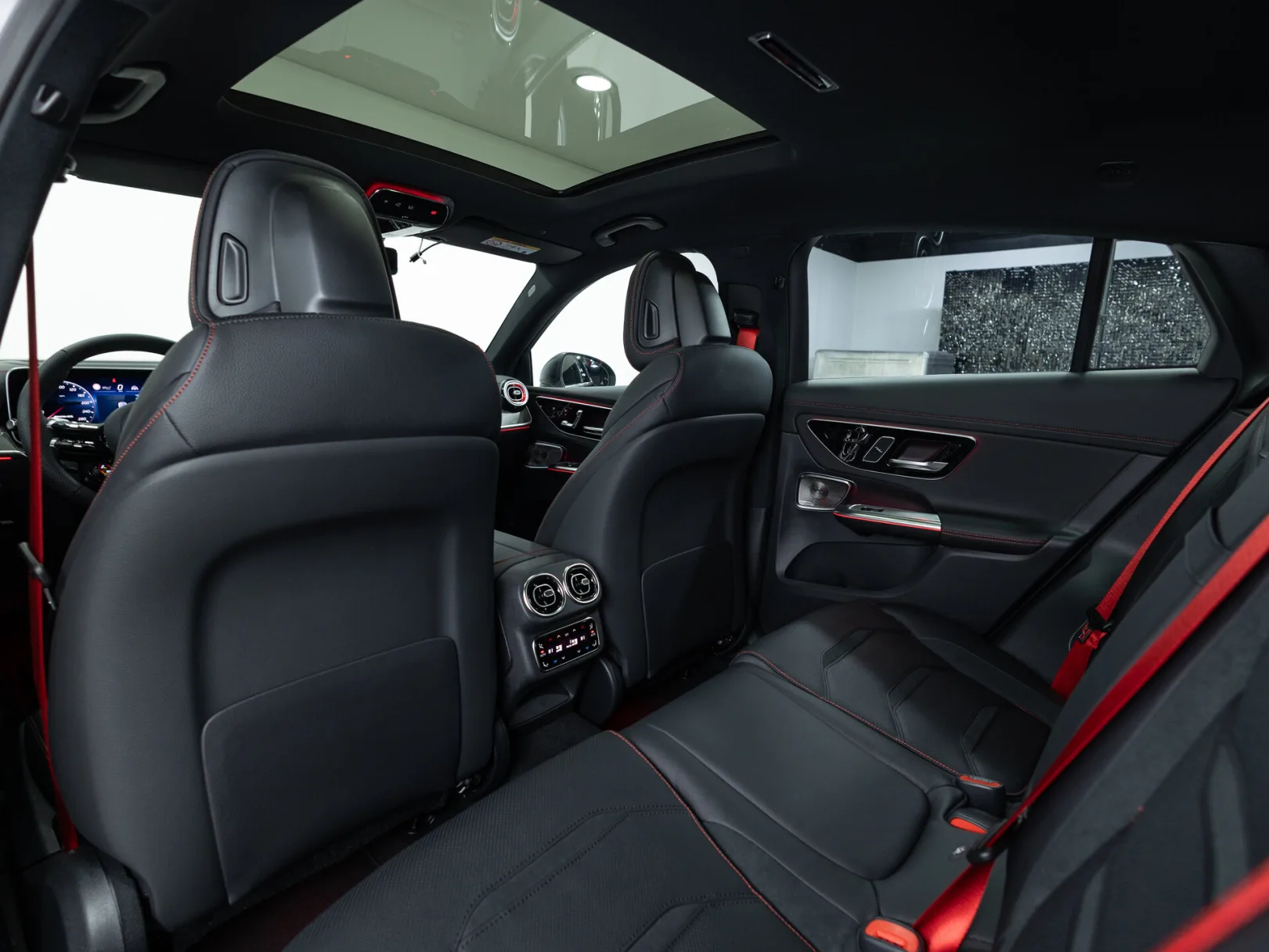 Mercedes-Benz GLC Coupe AMG GLC 43 4MATIC II (C254), 2025 — экстерьер, фото 30