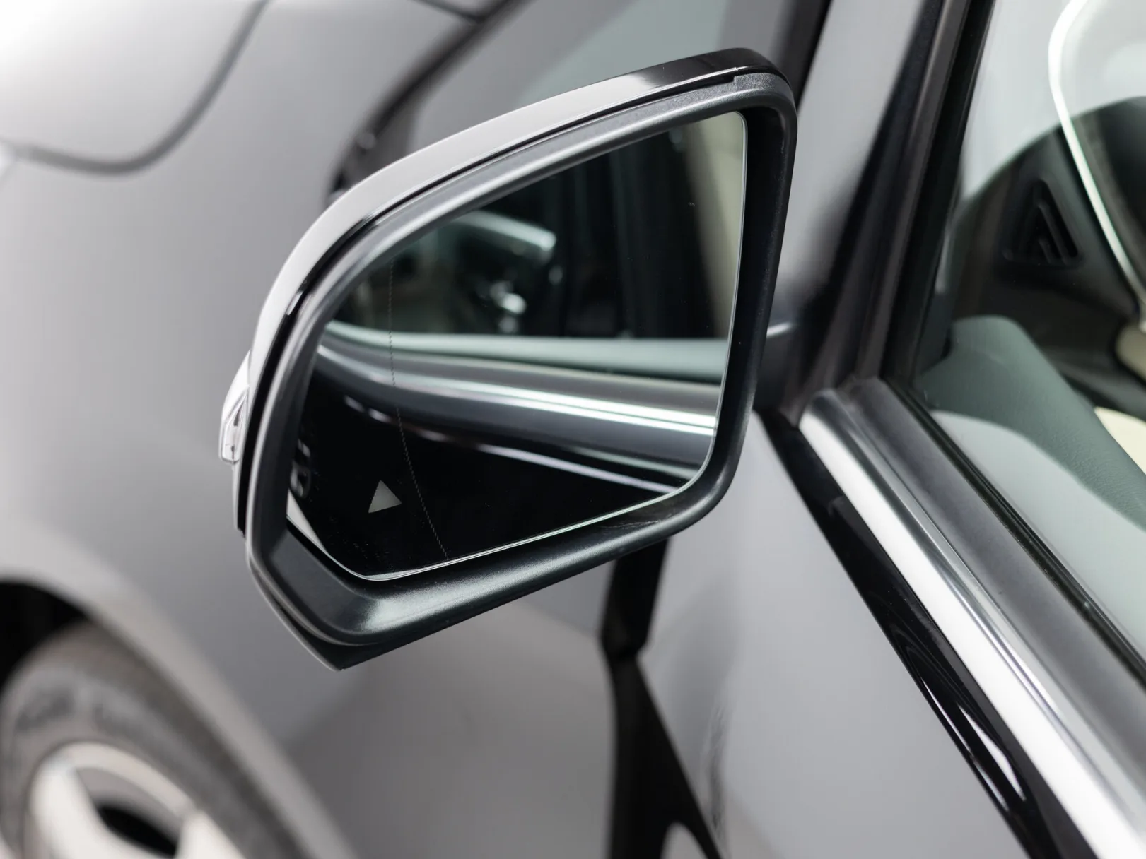Mercedes-Benz V-Класс Exclusive III (W447) Рестайлинг 2, 2026 — экстерьер, фото 36