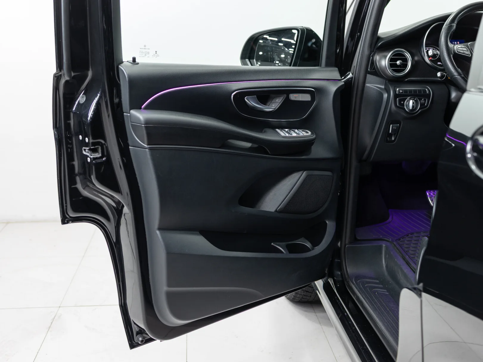 Mercedes-Benz V-Класс III (W447), 2018 — экстерьер, фото 8