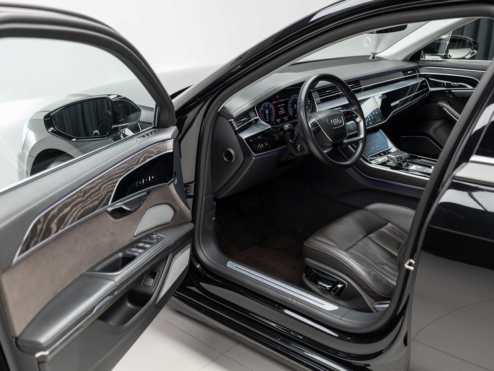 Audi A8 50 TDI quattro tiptronic IV (D5) Рестайлинг, 2022 — экстерьер, фото 6