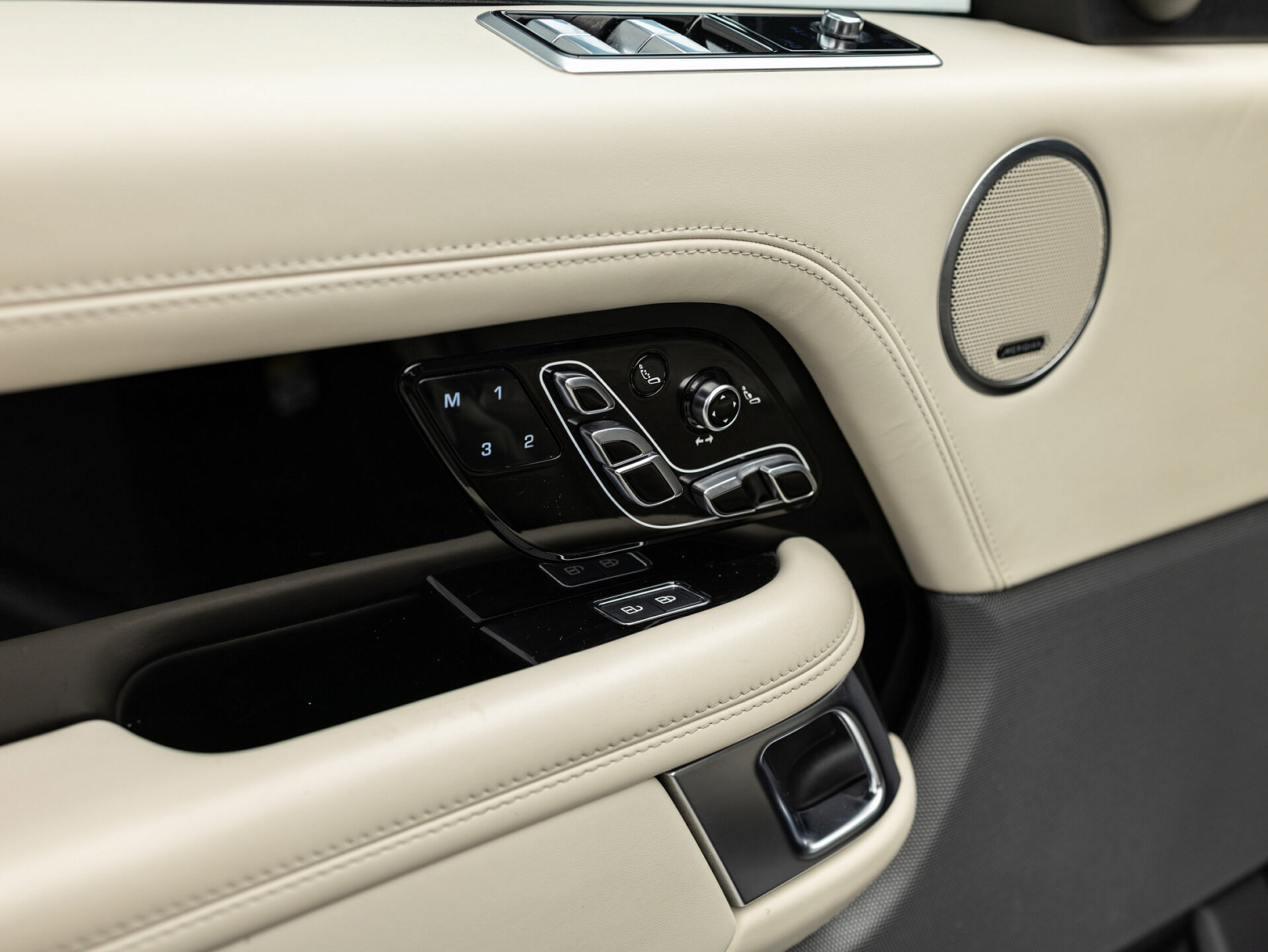 Land Rover Range Rover Autobiography IV Рестайлинг, 2021 — экстерьер, фото 9