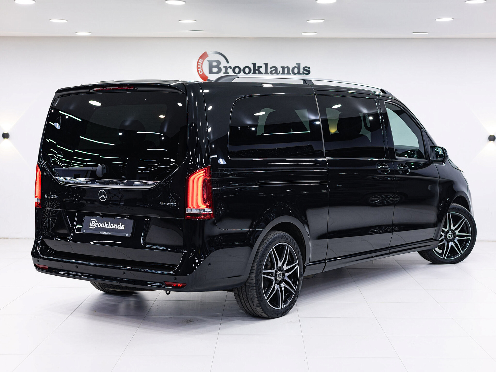 Mercedes-Benz V-Класс V300 d Avantgarde экстра длинный III (W447) Рестайлинг, 2022 — экстерьер, фото 4