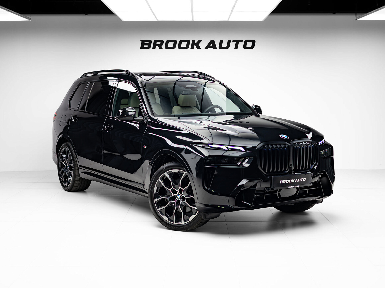 BMW X7 xDrive40d M Sport Pro I (G07) Рестайлинг, 2025 — экстерьер, фото 3
