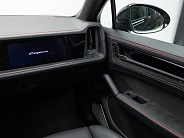 Porsche Cayenne GTS Coupé III Рестайлинг, 2026 — экстерьер, фото 21