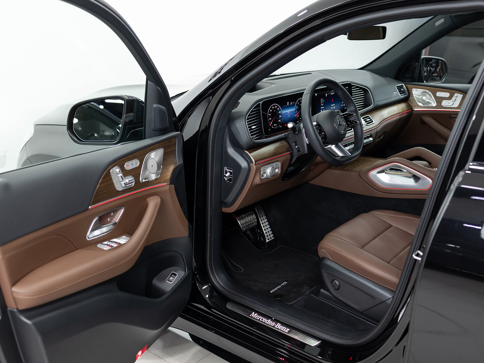Mercedes-Benz GLS 450 4MATIC II (X167) Рестайлинг, 2025 — экстерьер, фото 7
