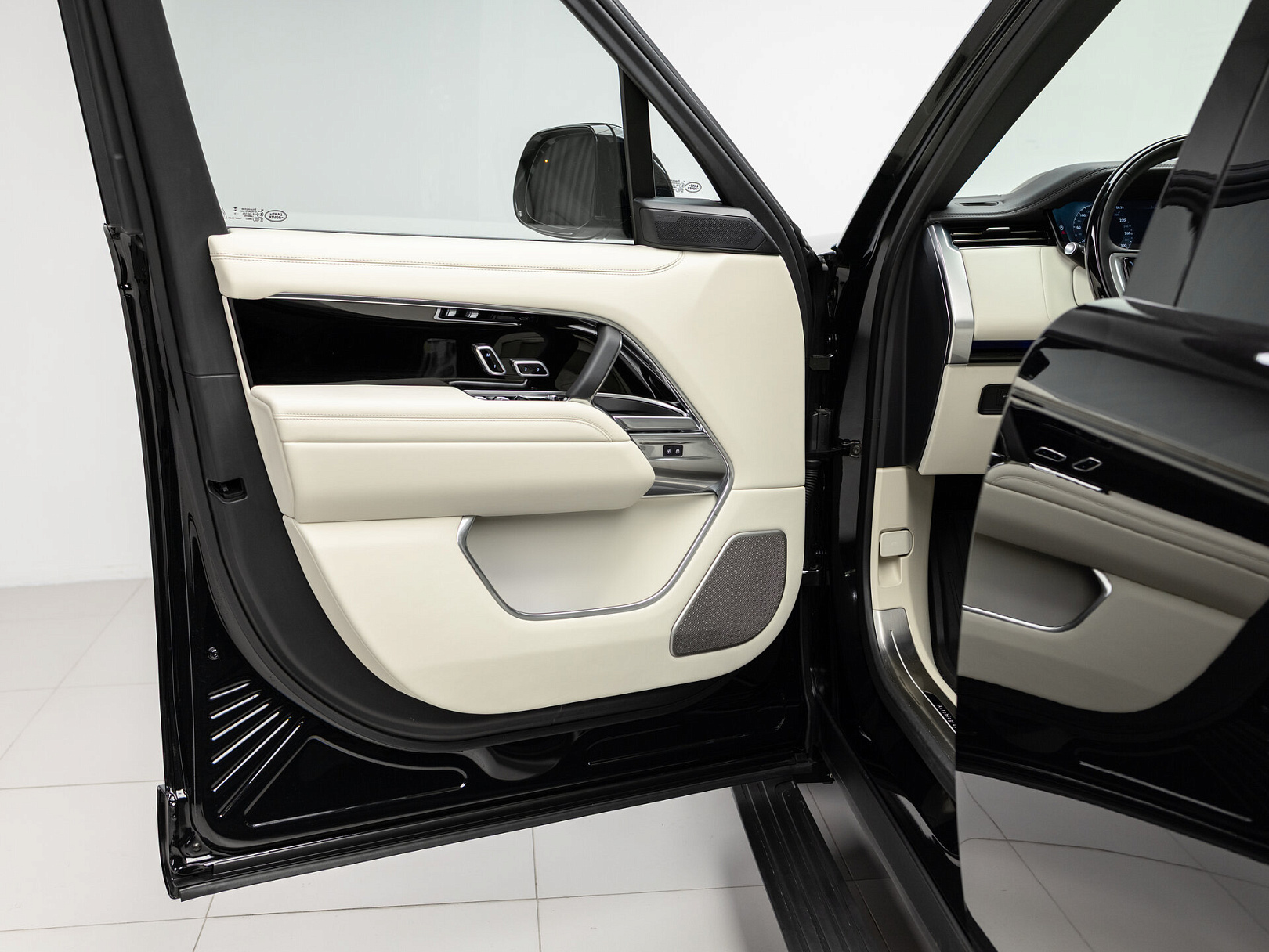 Land Rover Range Rover Autobiography V, 2025 — экстерьер, фото 8